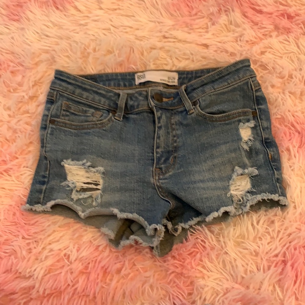 RSQ mid rise shorts
